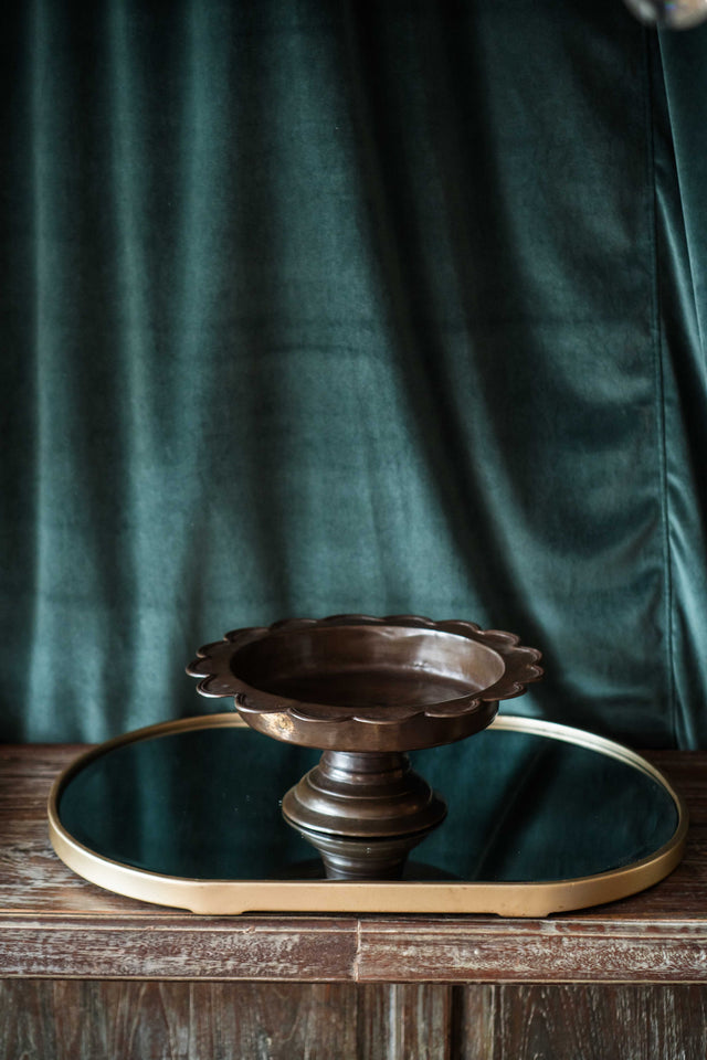 Floweries Brass Holder