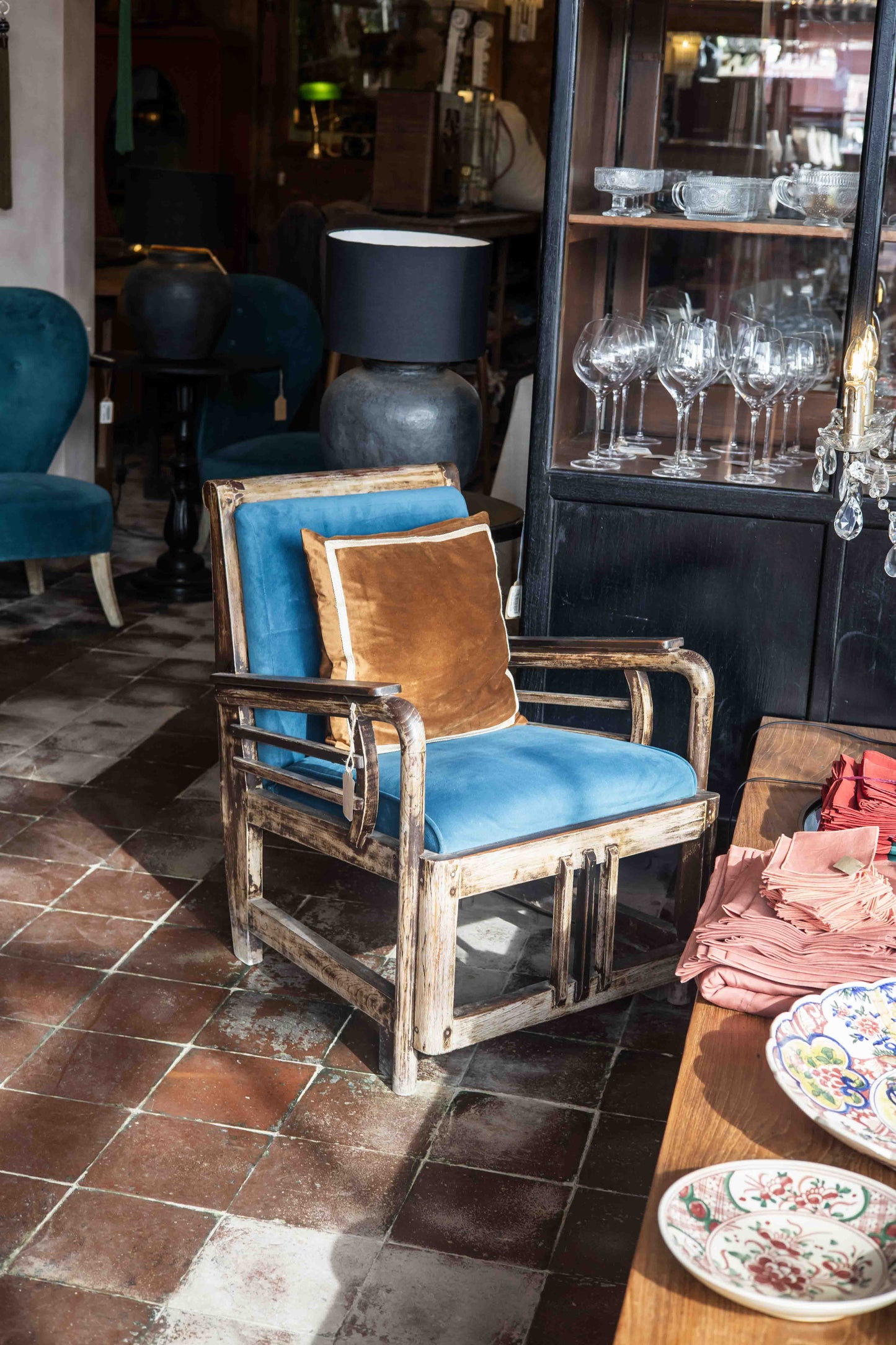 Enchanté Velvet Chaise