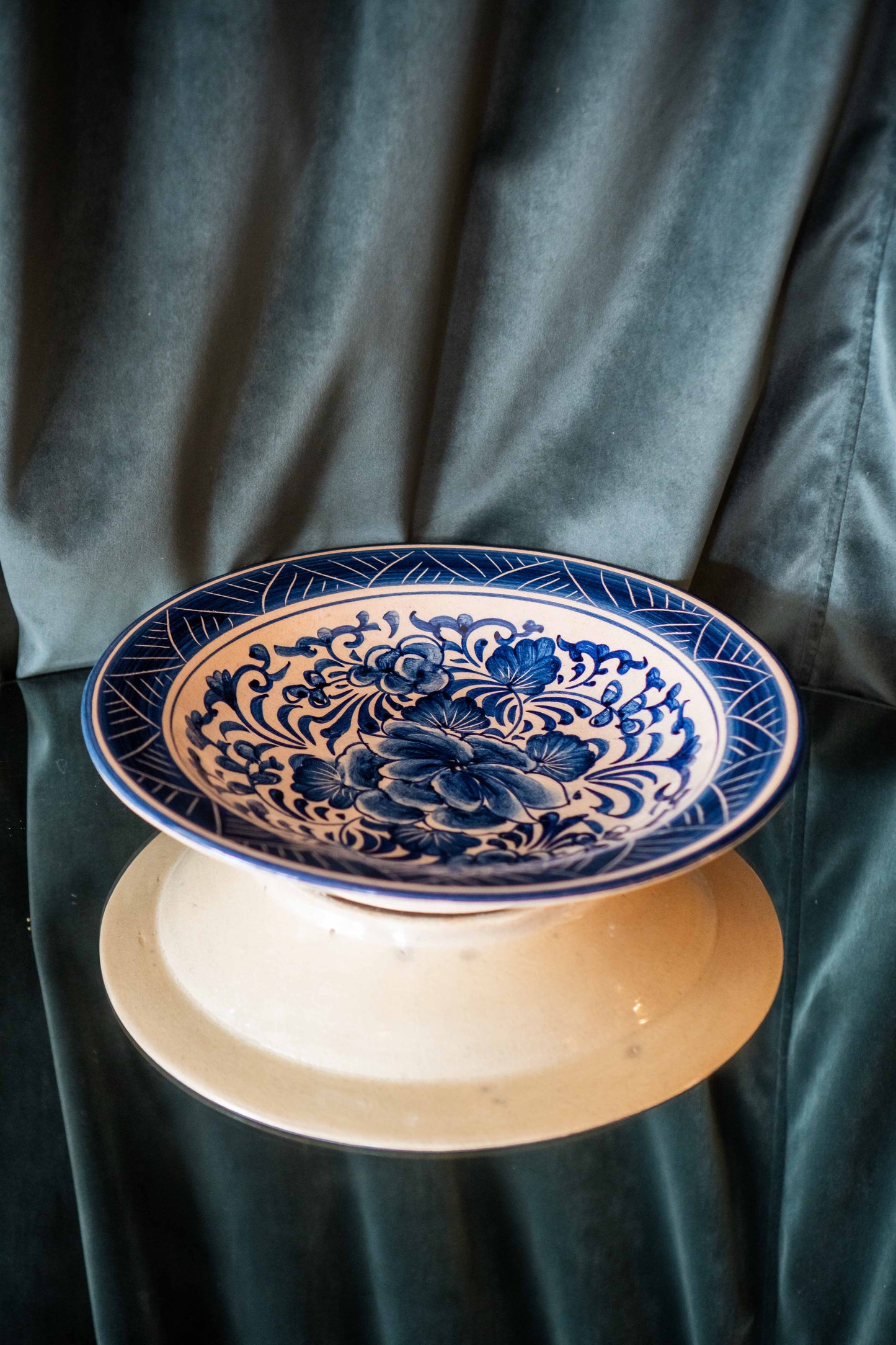 Ceramic Plates Curated Curved