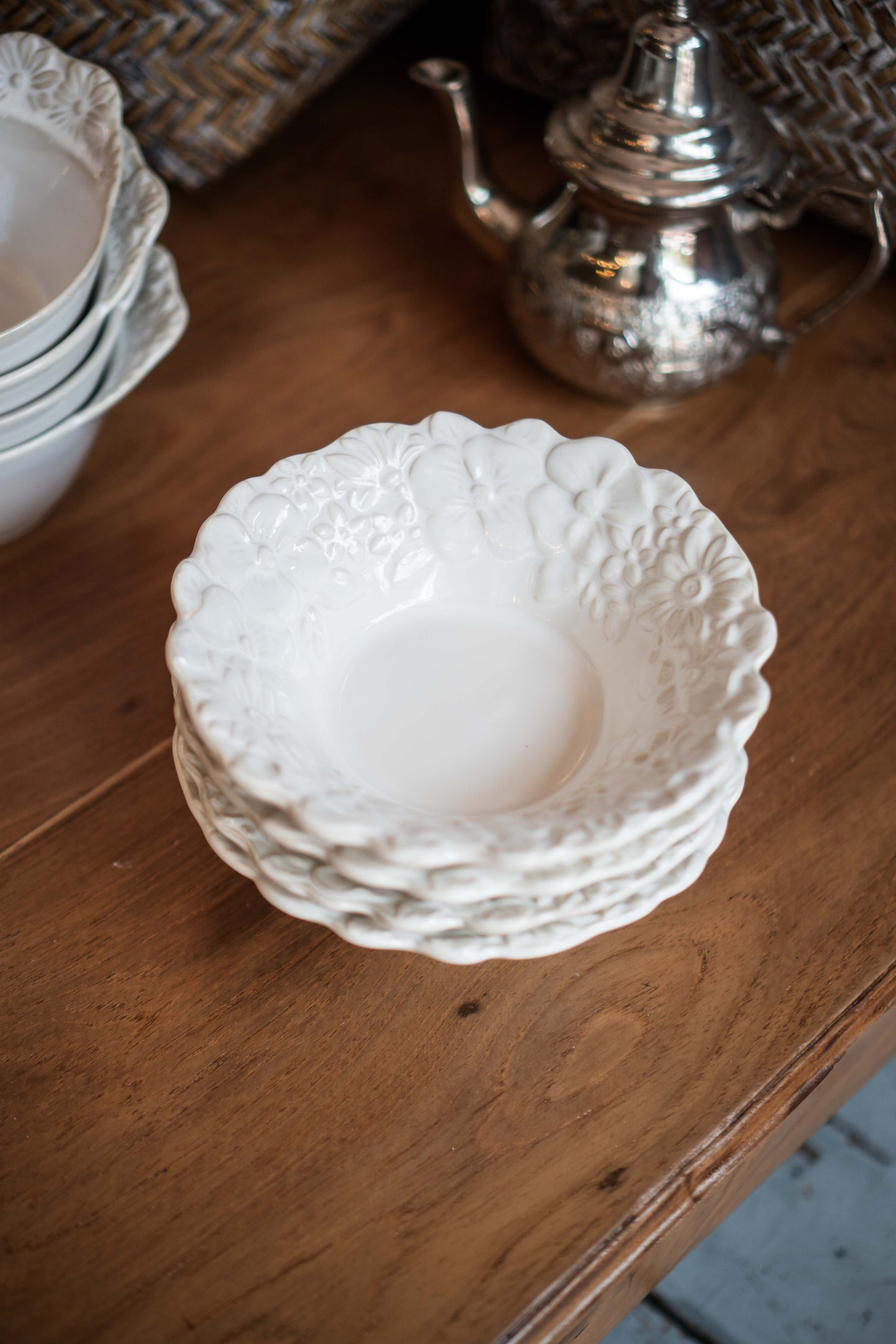 Florish Embossed Basin Small