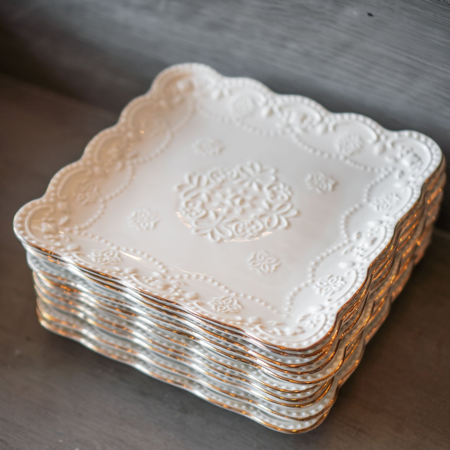 Embossed Plate Classic