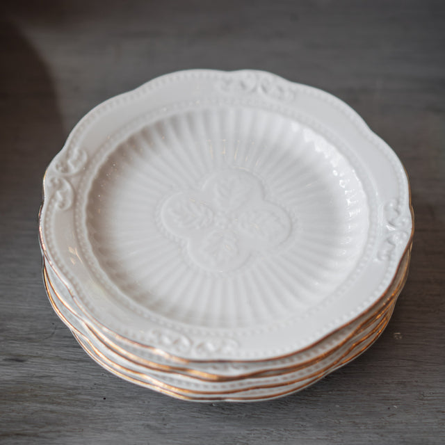 Embossed Plate Classic